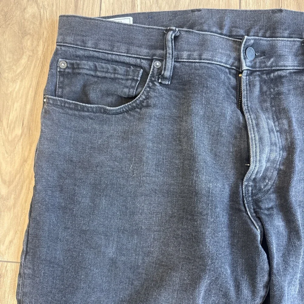 Gap Jeans Men Size 36x32 Relaxed Black Straight Leg Five Pockets Pants